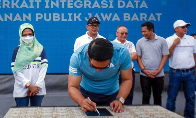 Gubernur Jawa Barat Ridwan Kamil Pastikan Logistik di Jabar Aman Hadapi Akhir Tahun
